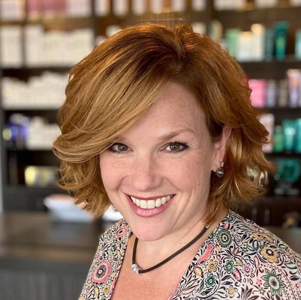 Meet your Posher, Courtney